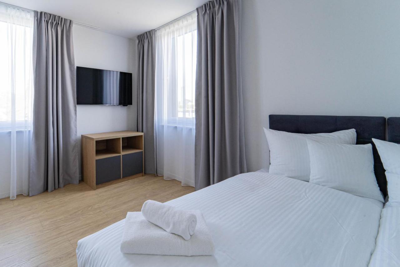 Milo Aparthotel *